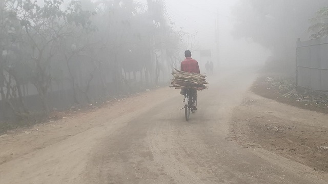 আবারও পঞ্চগড়ের তাপমাত্রা নামল ৯.৬ ডিগ্রিতে