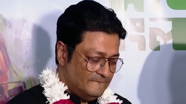 ভোটে জিতে কাঁদলেন ফেরদৌস