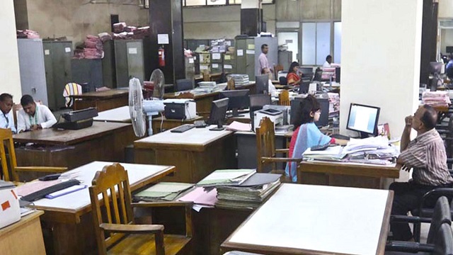 ৩ দিনের ছুটি পাচ্ছেন সরকারি চাকরিজীবীরা