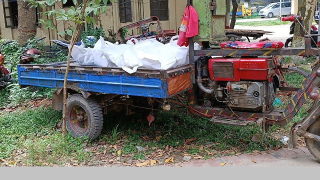 কালীগঞ্জে ঝুলন্ত স্বামী-স্ত্রীর মরদেহ উদ্ধার