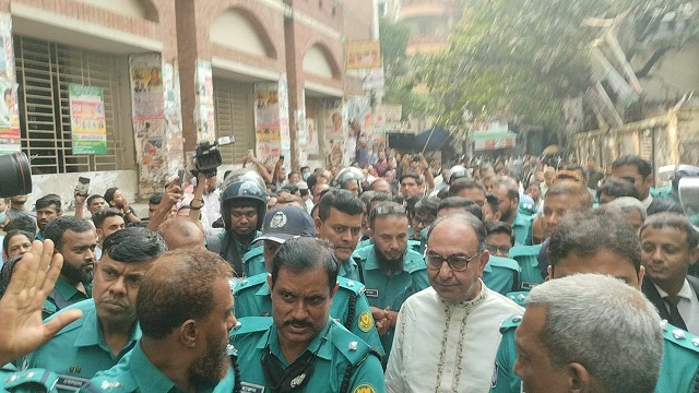 ৯ মামলায় মির্জা আব্বাসের জামিনের বিষয়ে আদেশ অপেক্ষমাণ