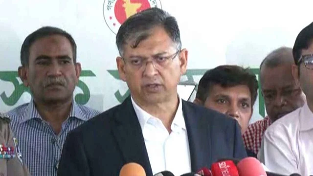 রাজনৈতিক বিবেচনায় লাইসেন্স পাওয়া অস্ত্র নিয়ে ডিসিদের জরুরি নির্দেশনা